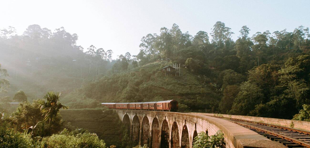 Nine Arches Bridge, Ella, Sri Lanka Nine Arches Bridge, Ella, Sri Lanka
