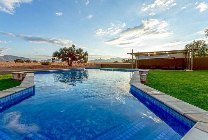 Premium Botswana & Namibia Premium Botswana & Namibia