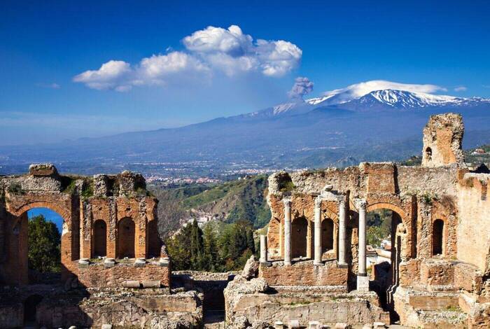 Highlights of Calabria, Mount Etna & Sicily
