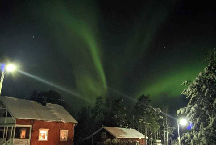 Polarlichter bei Nacht