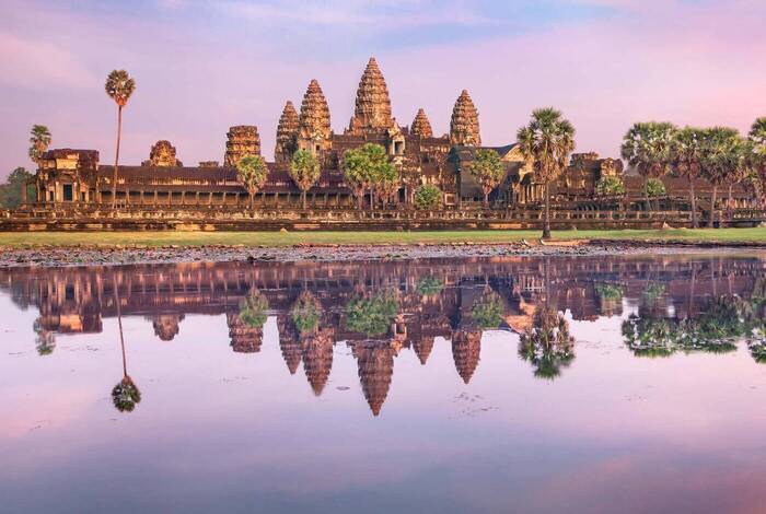 Real Vietnam to Cambodia