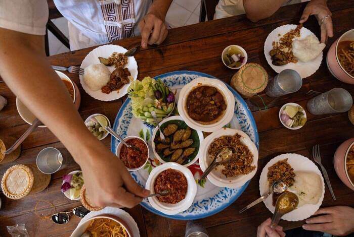 Essential Thailand & Laos