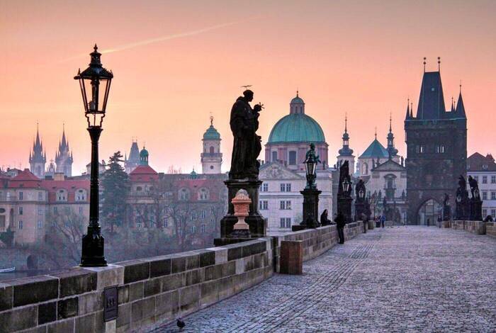 Premium Prague to Bucharest Premium Prague to Bucharest
