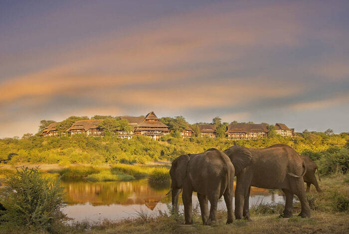 Premium Kenya & Southern Africa Highlights Premium Kenya & Southern Africa Highlights