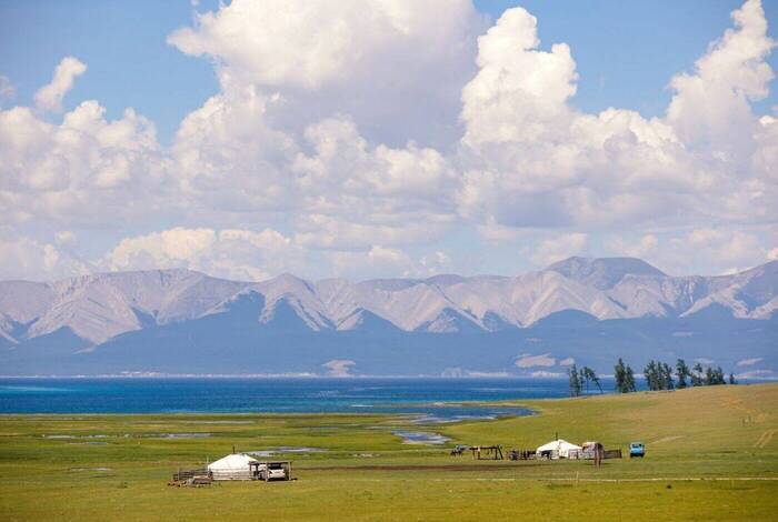 Mongolia Expedition: Reindeer Herders Mongolia Expedition: Reindeer Herders
