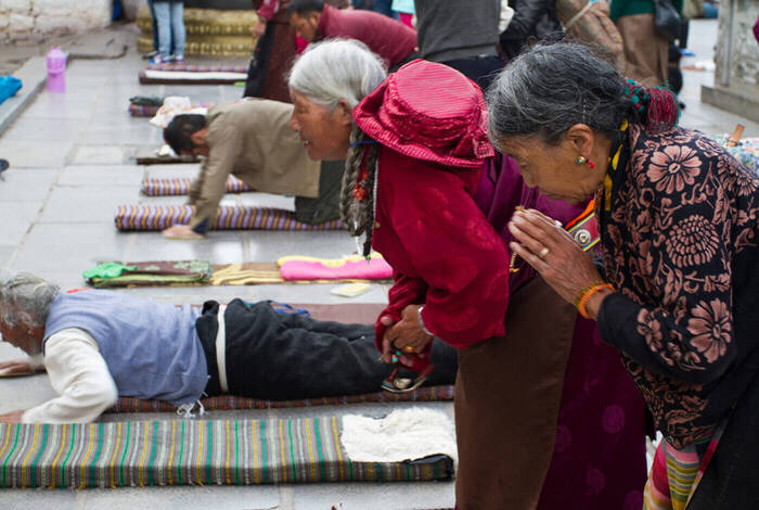 Tibet: Beijing to Kathmandu Overland Tibet: Beijing to Kathmandu Overland
