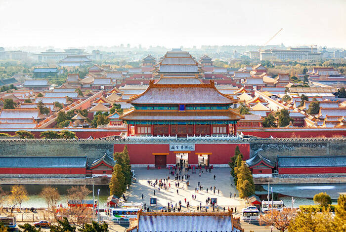 Walking the Great Wall of China