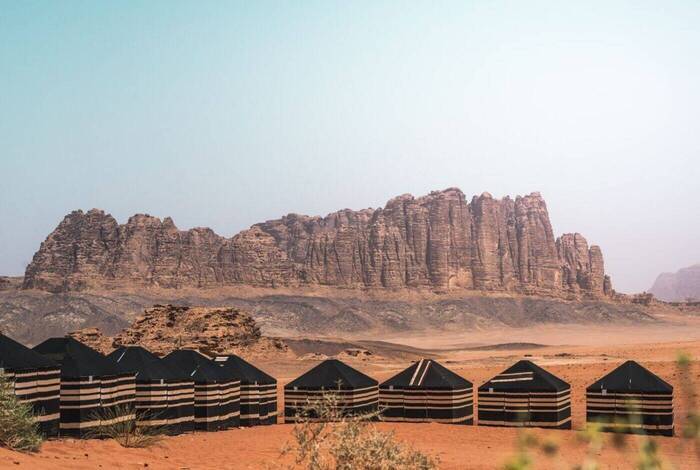 Hiking in Jordan: Petra and Wadi Rum Hiking in Jordan: Petra and Wadi Rum