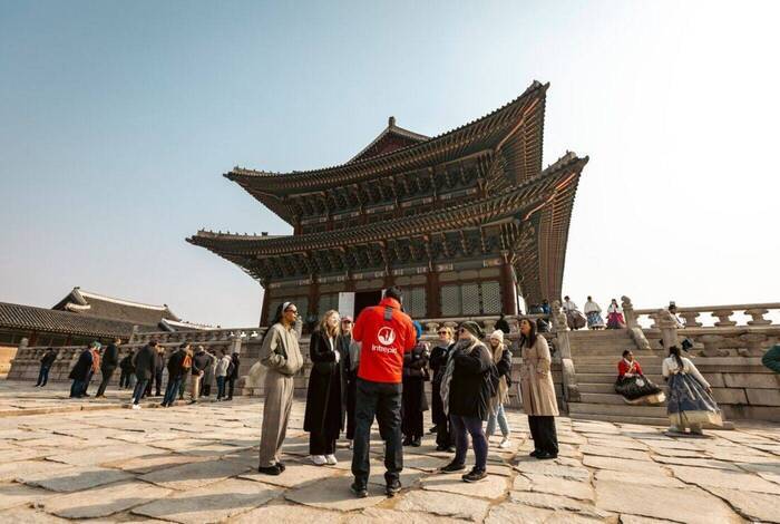 18 to 35s Essential South Korea