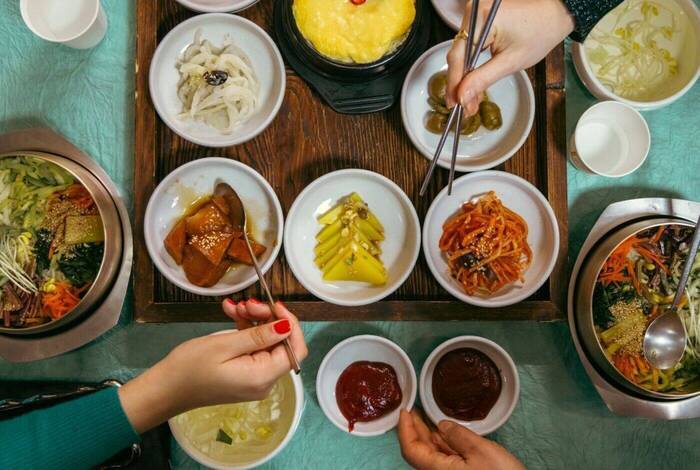 18 to 35s Essential South Korea