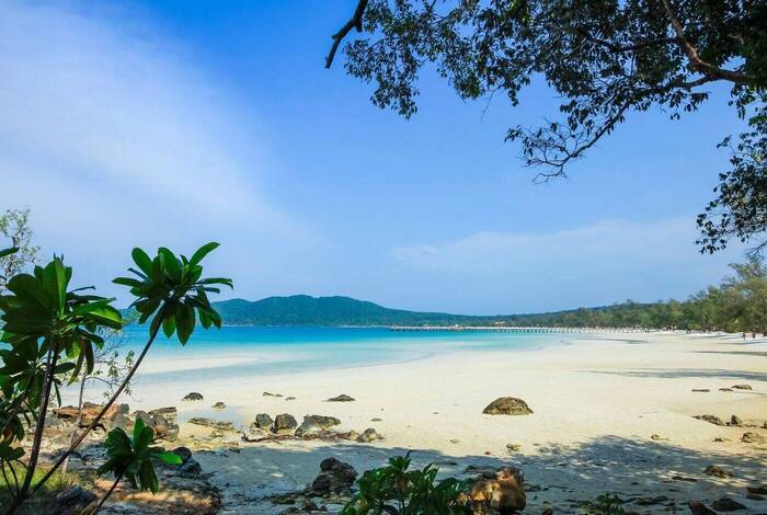18 to 35s Real Vietnam to Cambodia 18 to 35s Real Vietnam to Cambodia