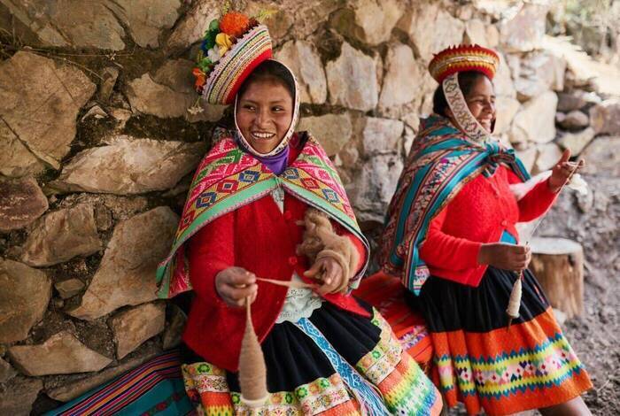 Sacred Land of the Incas Sacred Land of the Incas