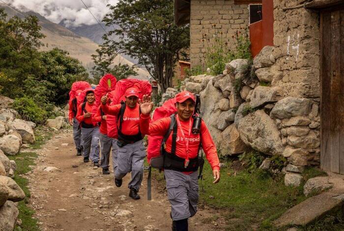 Peru: Trek the Inca Trail 4 Days Peru: Trek the Inca Trail 4 Days