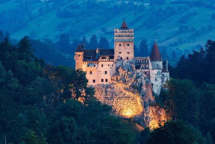 Halloween in Transylvania (Southbound) Halloween in Transylvania (Southbound)
