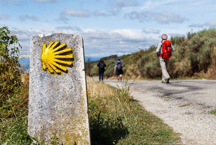 Walk the Camino de Santiago Walk the Camino de Santiago