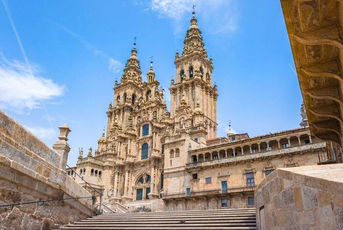 Walk the Camino de Santiago Walk the Camino de Santiago