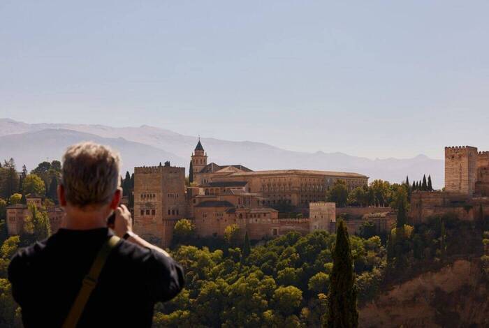 Explore Spain & Portugal Explore Spain & Portugal