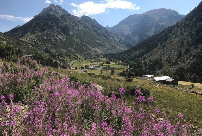 Summer Pyrenees Family Holiday with teenagers Summer Pyrenees Family Holiday with teenagers