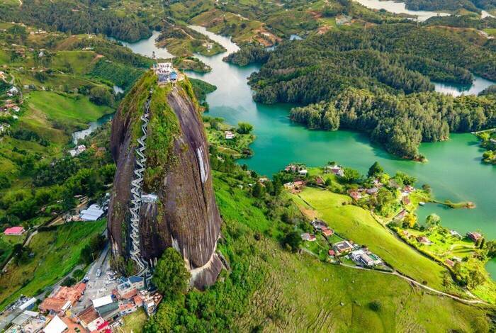 Essential Colombia Essential Colombia