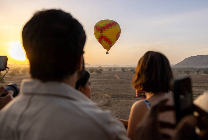 Epic India to Nepal Epic India to Nepal