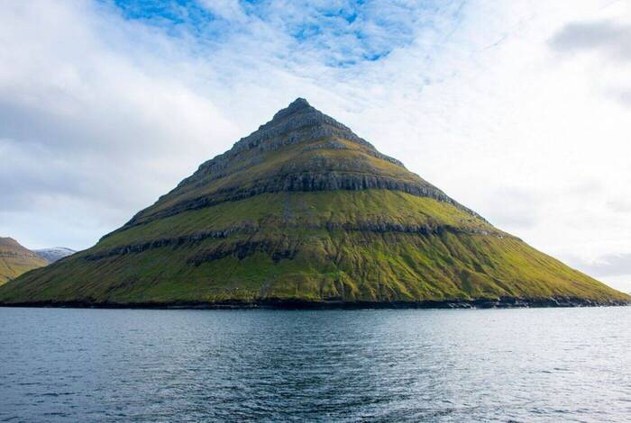 Explore Faroe Islands