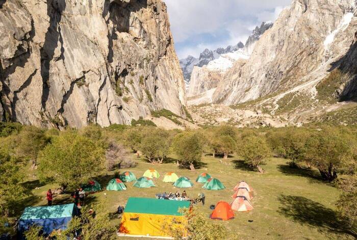 Trek Pakistan's Nangma Valley and Karakoram Mountains