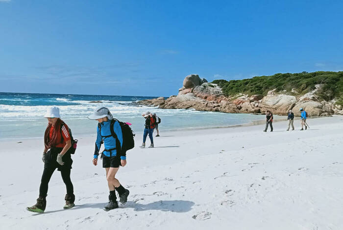 Walk Tasmania's Bay of Fires
