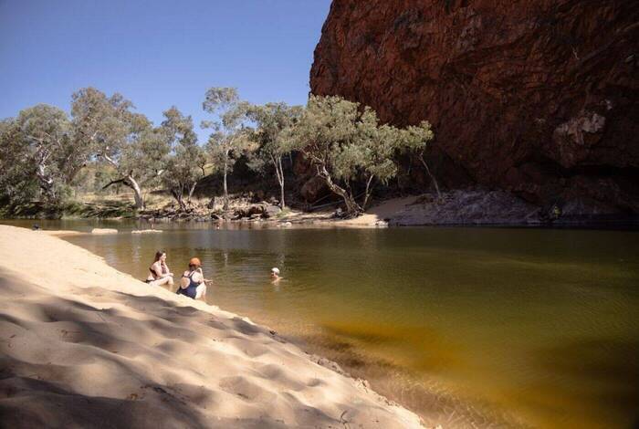 Central Australia & Uluru Family Holiday