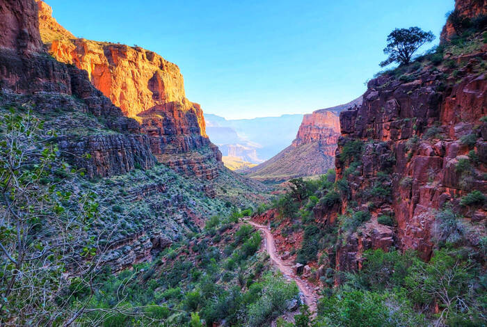 Premium Hiking in the Grand Canyon