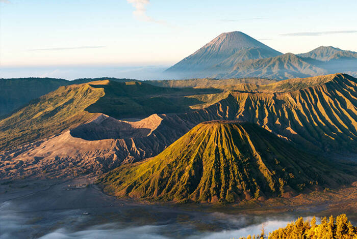 Java & Bali Explorer Java & Bali Explorer