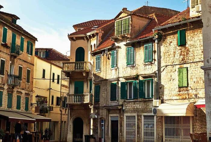 Premium Split to Belgrade