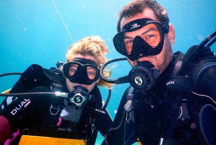 Social-Travel: Tauchprojekt & Korallen schützen in Tansania