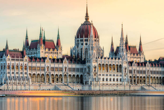 Cycle the Danube Cycle the Danube