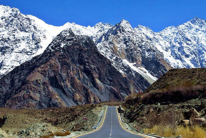 Trek Pakistan's Nangma Valley and Karakoram Mountains