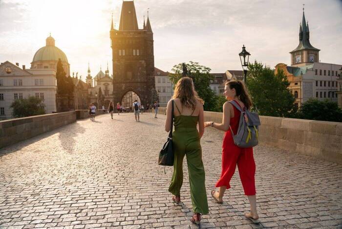 Prague Short Break: City & Beyond